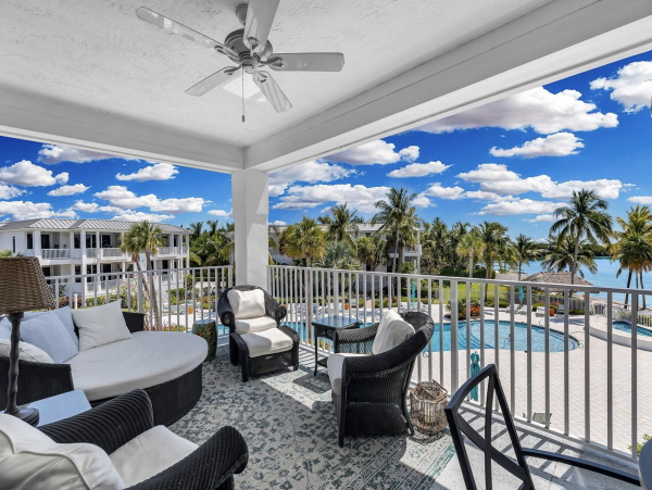 Three Bedroom Rental with Panoramic Ocean View in Islamorada